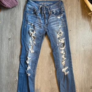 American Eagle cropped skinny jeans